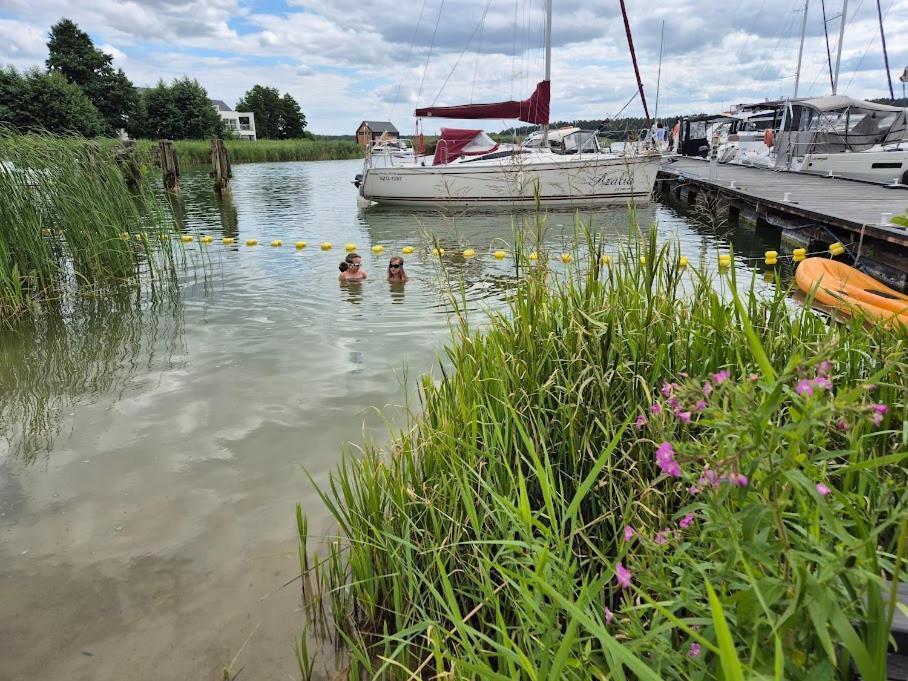Pensjonat Rybaczowka - Noclegi, Restauracja, Port Богачево Екстериор снимка