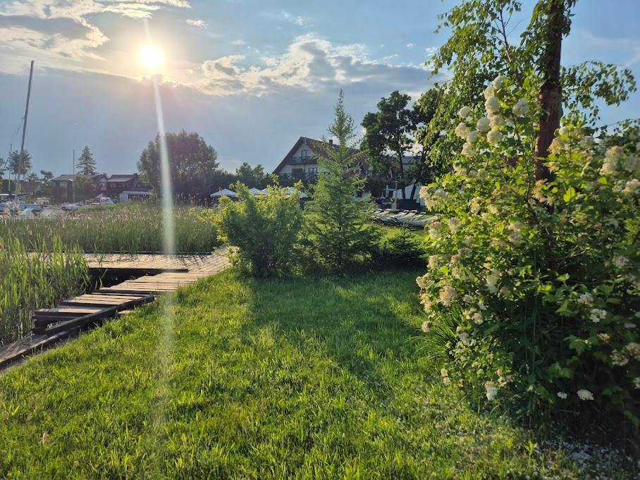 Pensjonat Rybaczowka - Noclegi, Restauracja, Port Богачево Екстериор снимка